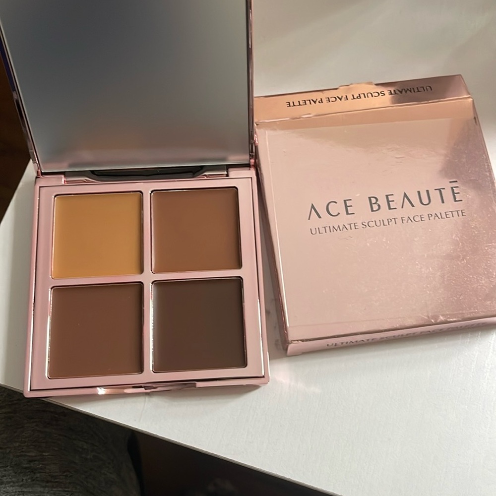 Ace beauty ultimate  sculpt face palette